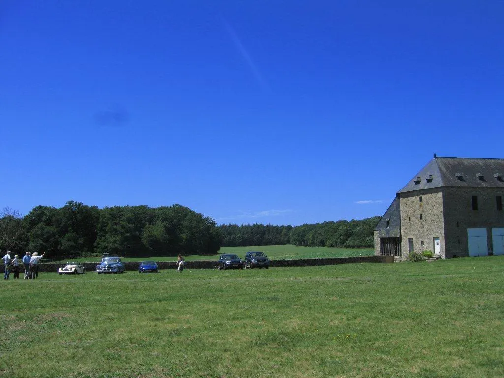 Rassemblement de voitures anciennes