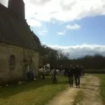Devant la chapelle Devant la chapelle