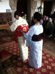 L'art de nouer la ceinture du kimono