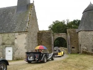 Morgan club, le départ en file indienne