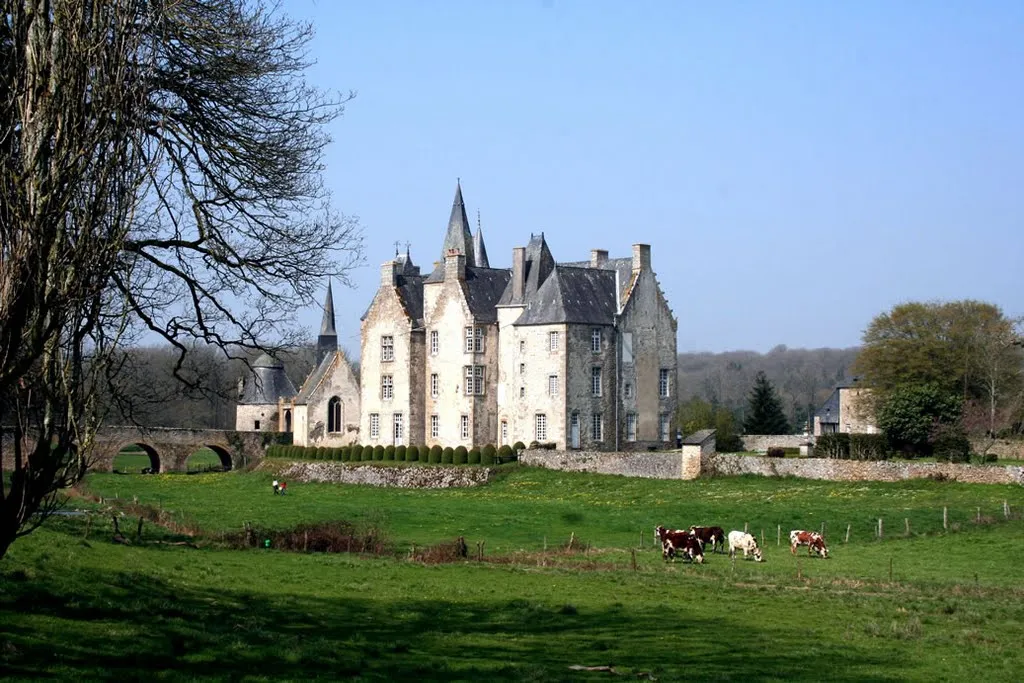 Année 2021 et nos meilleurs souhaits! Le château reste ouvert!